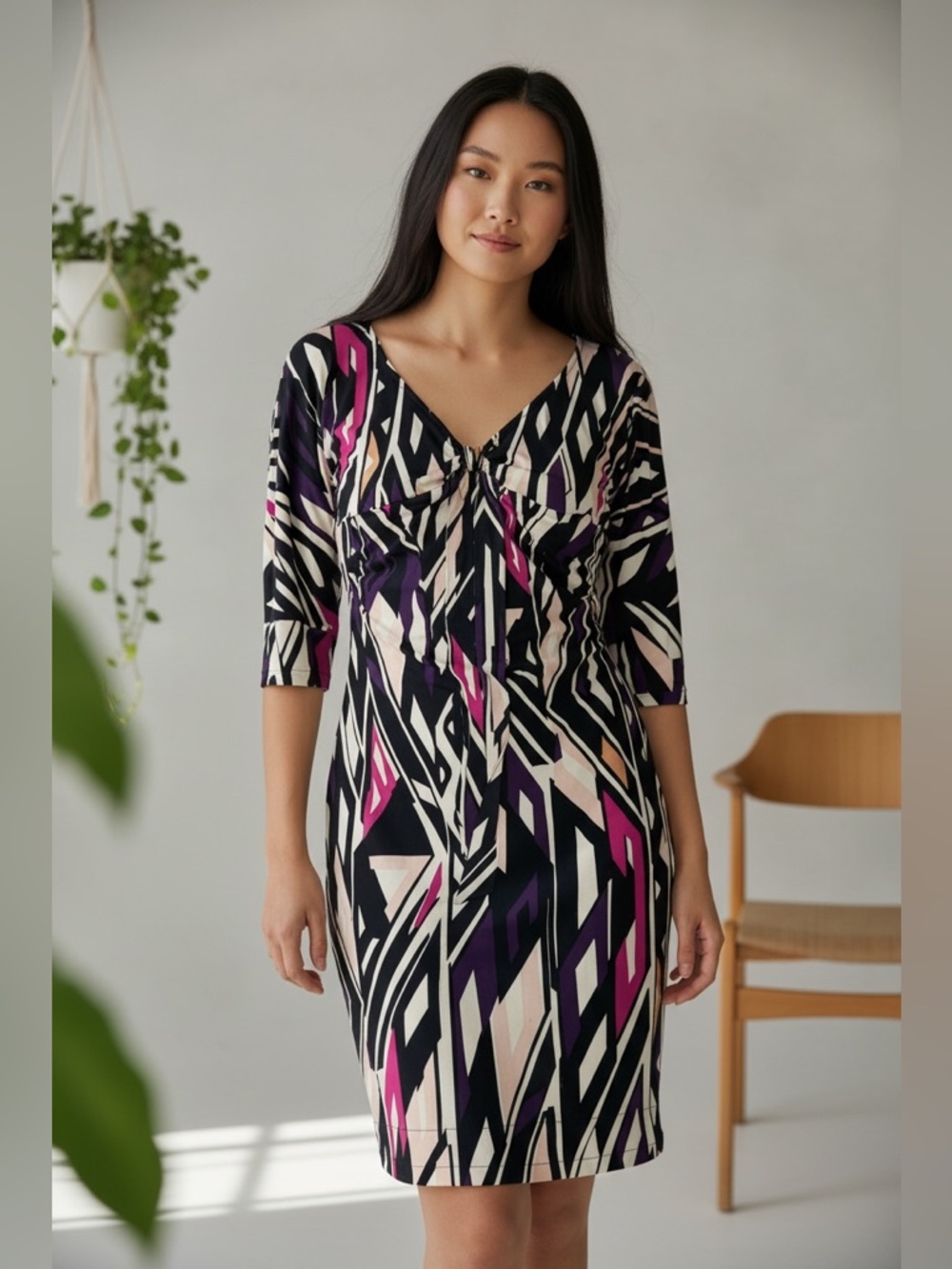 Diane von Furstenberg 100% Silk Printed Dress Size 8